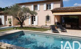 Maison 5 Pièces 140 m² à louer à Châteauneuf-le-Rouge (13790)