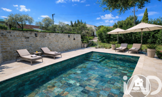 Maison 7 Pièces 200 m² à vendre à Saint-Gilles (30800)