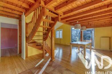 Appartement 3 pièces 240000 €