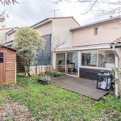 Maison 5 pièces 364320 €