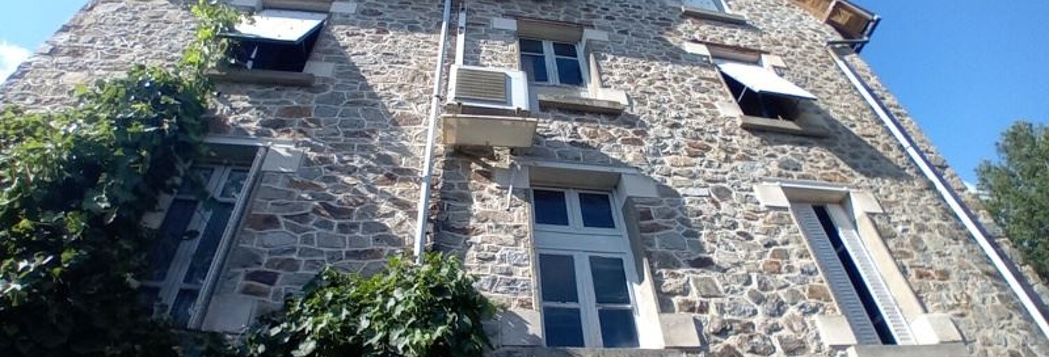 Maison 7 Pièces 230 m² à vendre à Salon-la-Tour (19510)