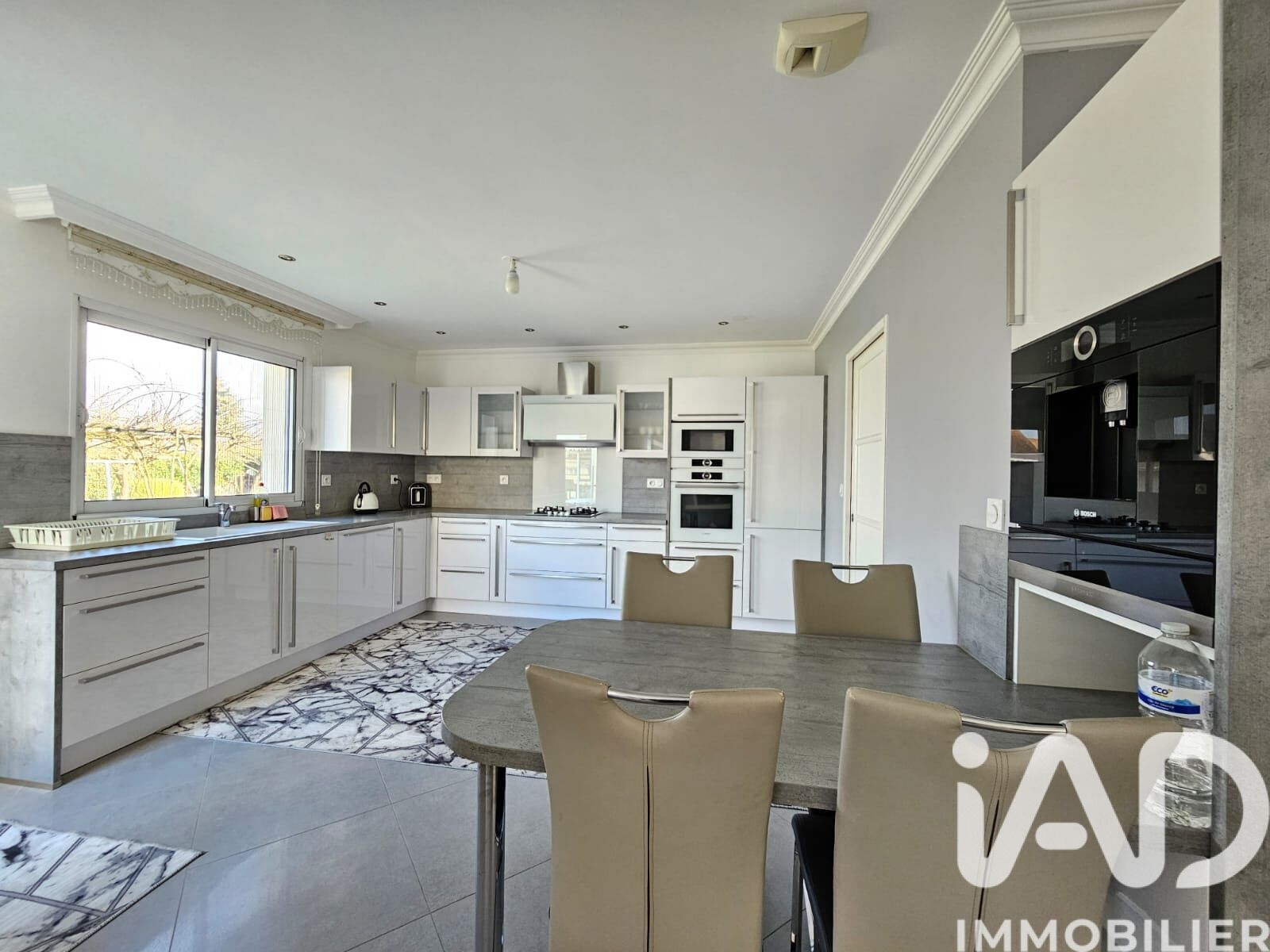 Jallans - 130m² - 5p. - 3ch.