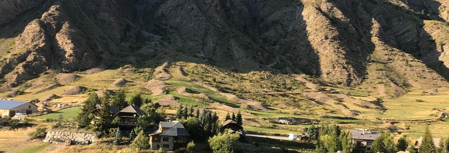 Terrain  926 m² à vendre à Crévoux (05200)