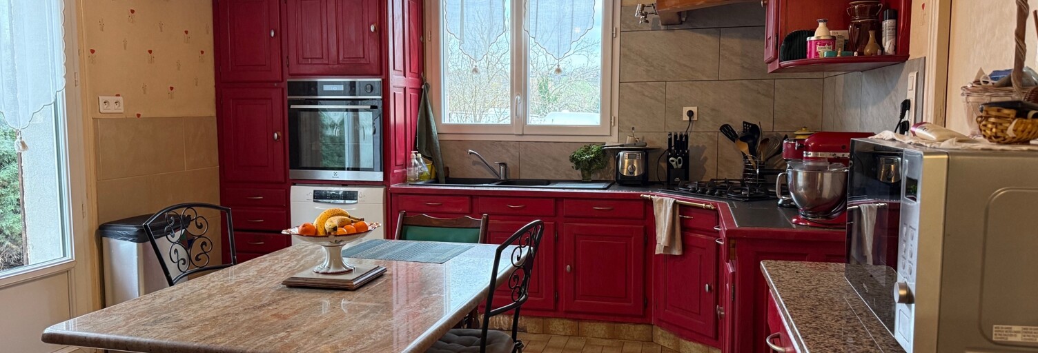 Maison 5 Pièces 127 m² à vendre à Vendat (03110)