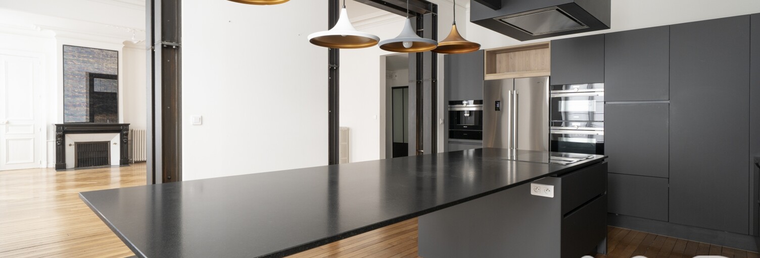 Appartement 10 Pièces 305 m² à vendre à Nancy (54000)