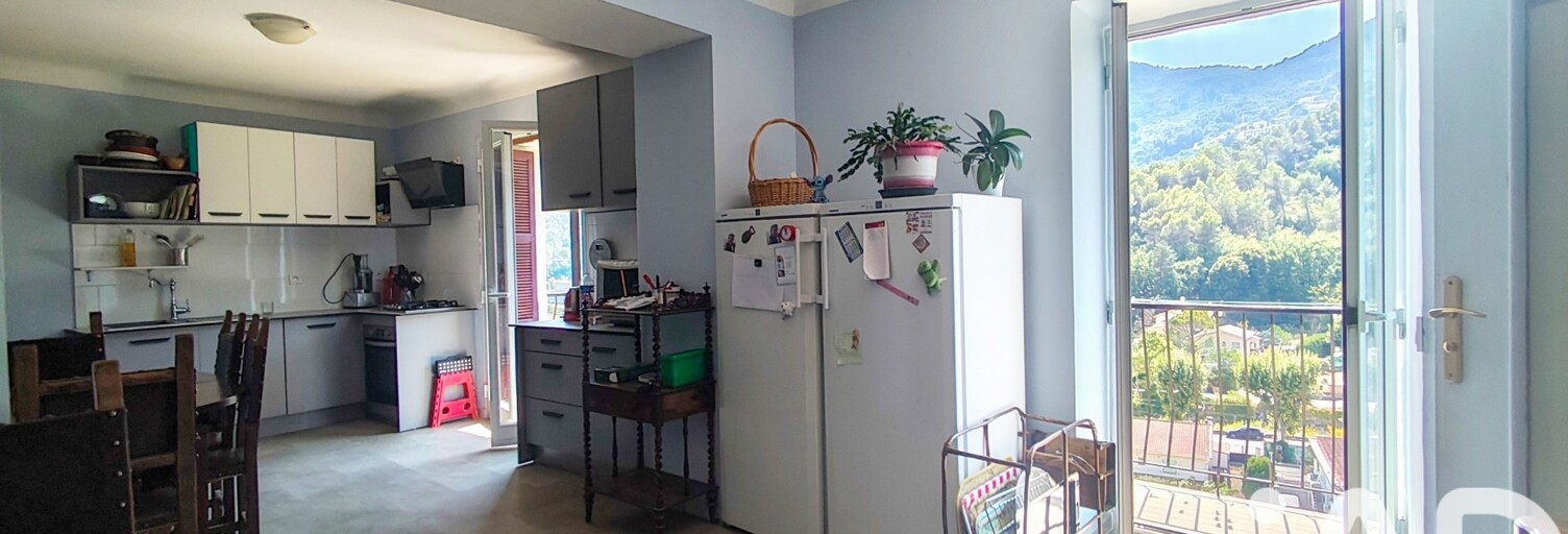 Maison 5 Pièces 118 m² à vendre à Contes (06390)