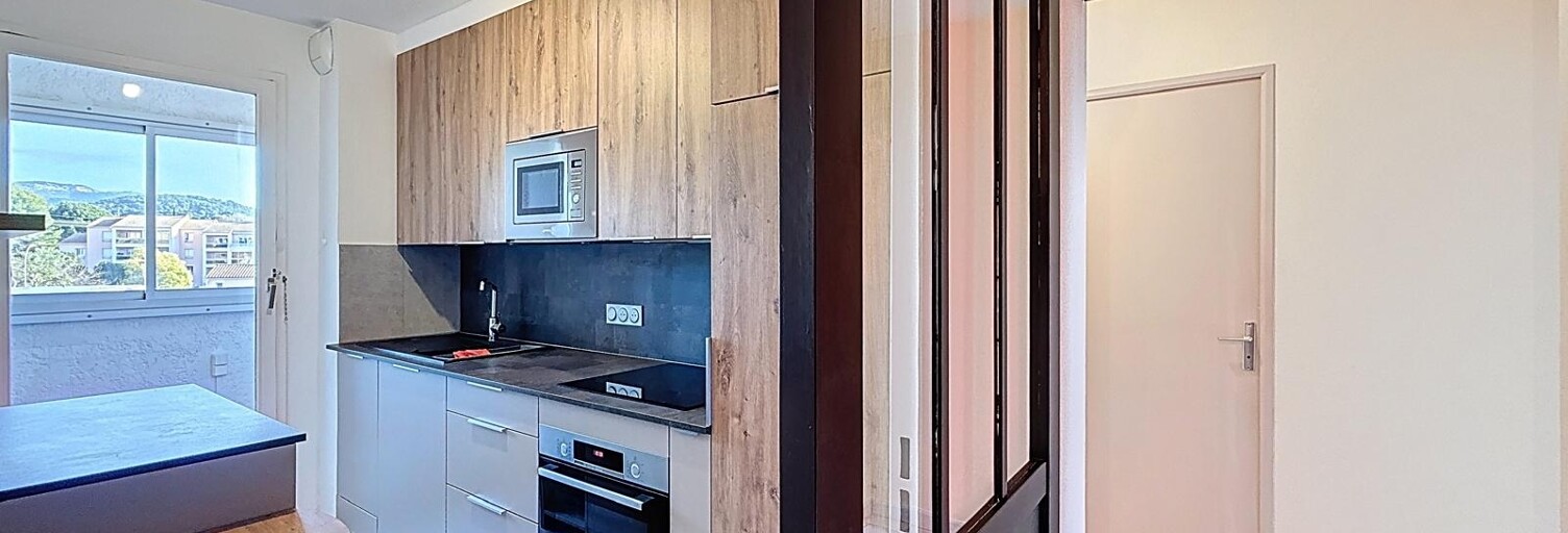 Appartement 3 Pièces 65 m² à vendre à Sanary-sur-Mer (83110)