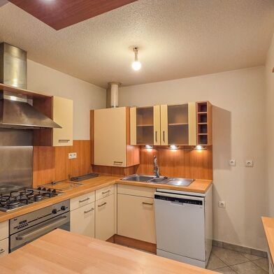 Appartement 4 pièces 250000 €