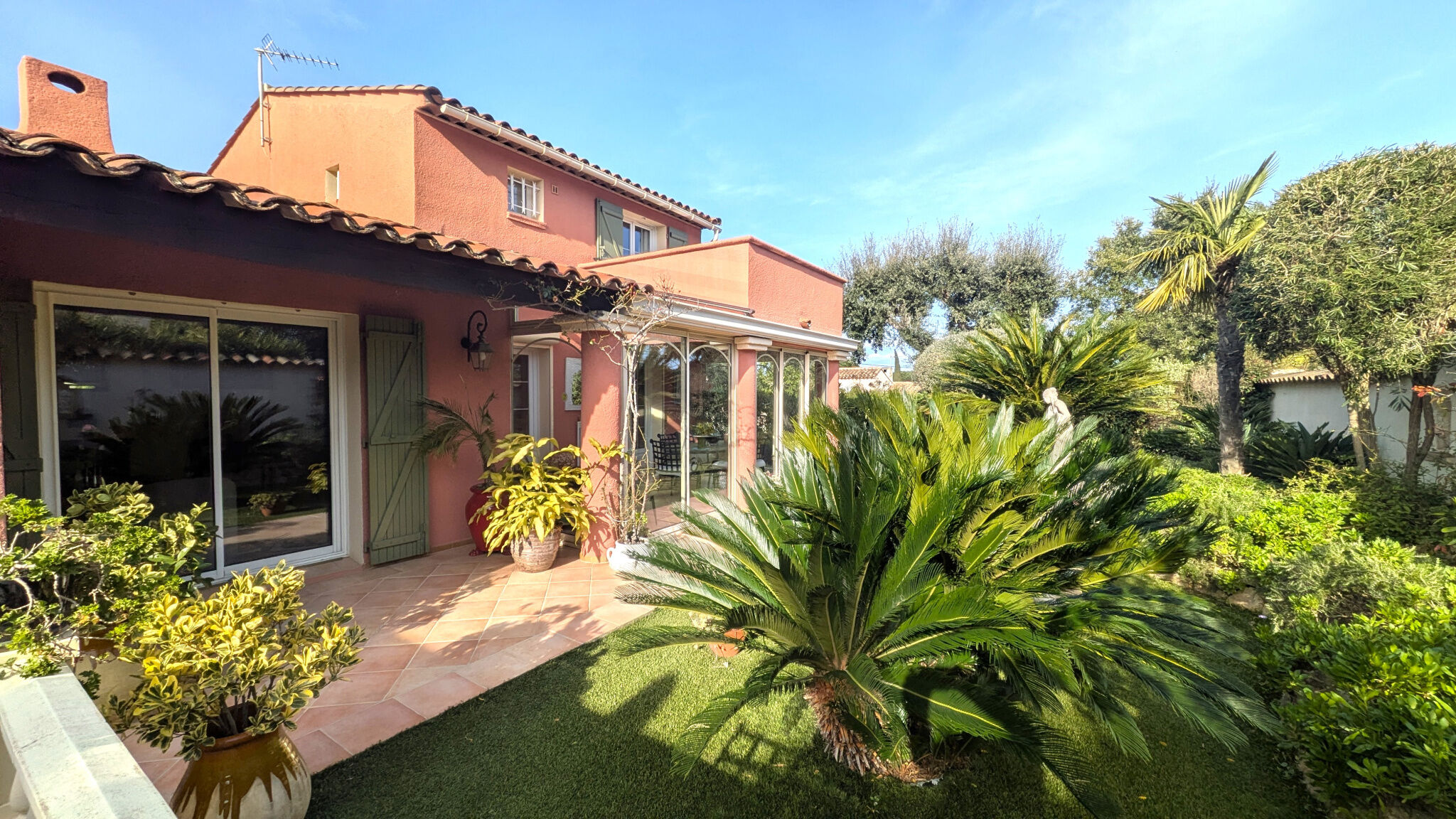 Villa / Maison 5 pièces  à vendre Saint-Aygulf 83370