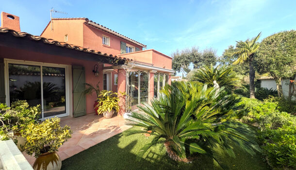 Villa / Maison 5 pièces  à vendre Saint-Aygulf 83370