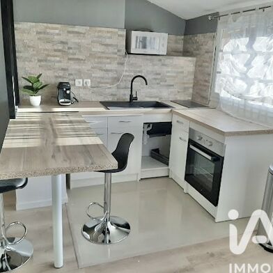 Immeuble  324000 €