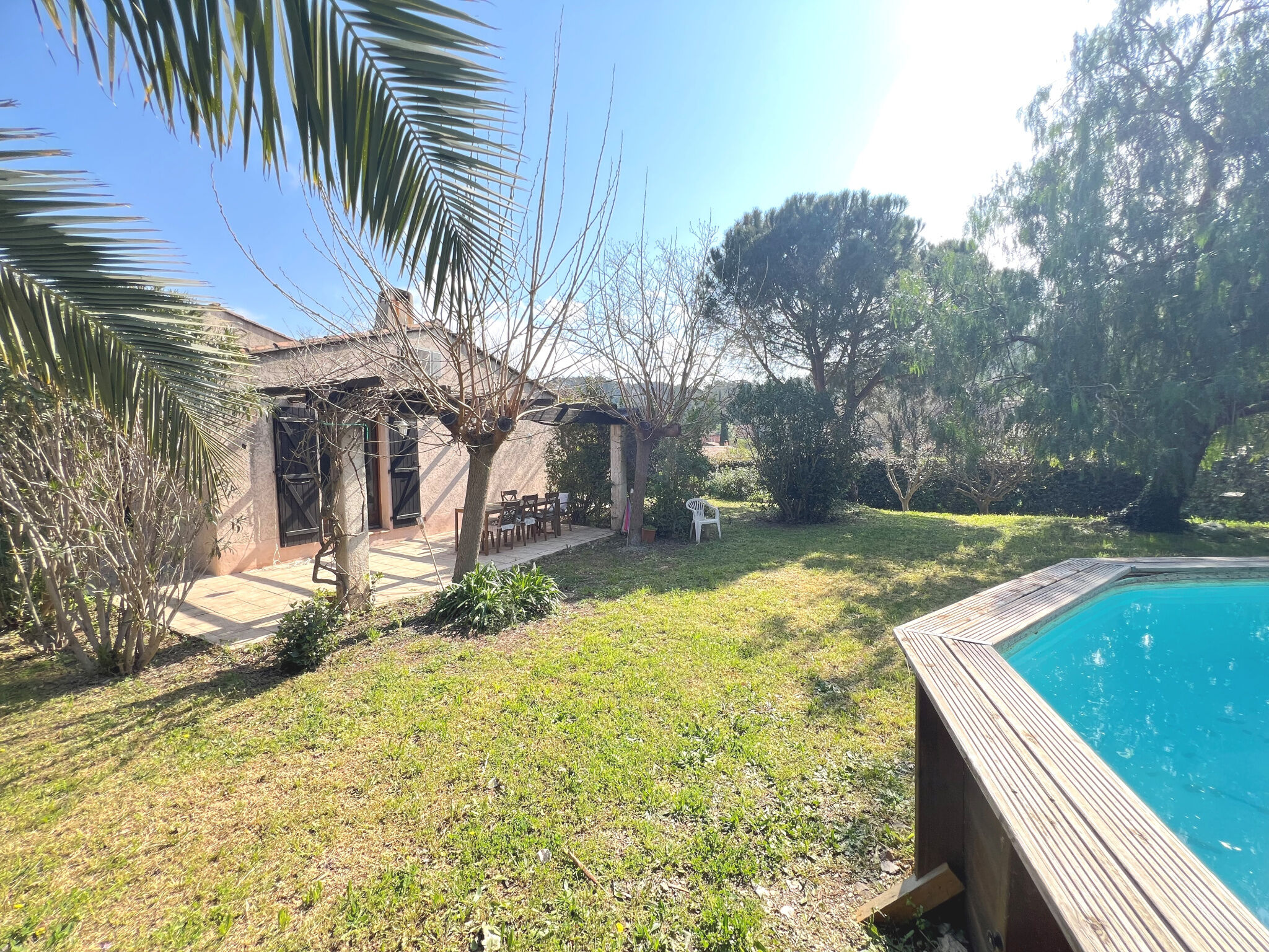 Villa / Maison  T8 à vendre Pierrefeu-du-Var 83390