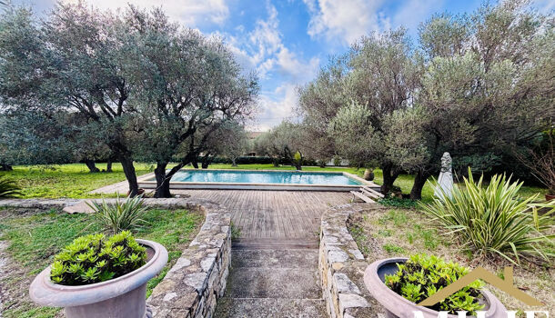 Villa / Maison 5 pièces  à vendre Sanary-sur-Mer 83110