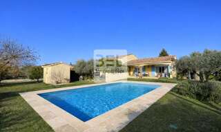 Maison 7 Pièces 225 m² à vendre à Pierrelatte (26700)