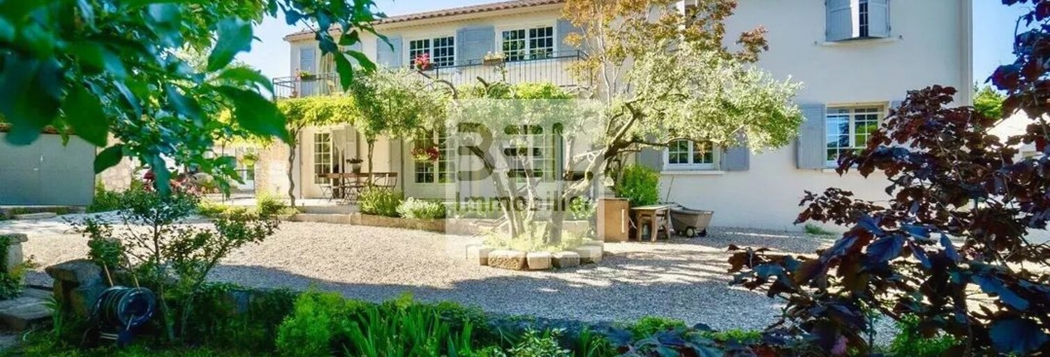 Maison 8 Pièces 244 m² à vendre à Avignon (84000)