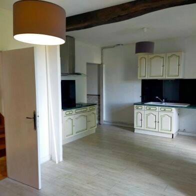 Maison 3 pièces 990 €