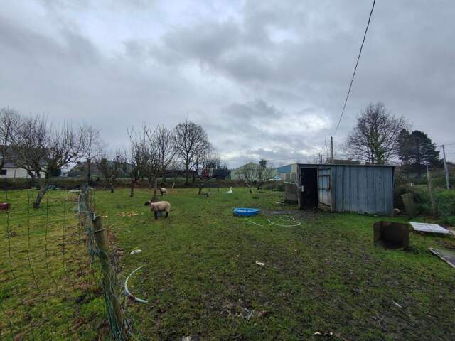 TERRAIN CONSTRUCTIBLE 758 M² — photo du bien