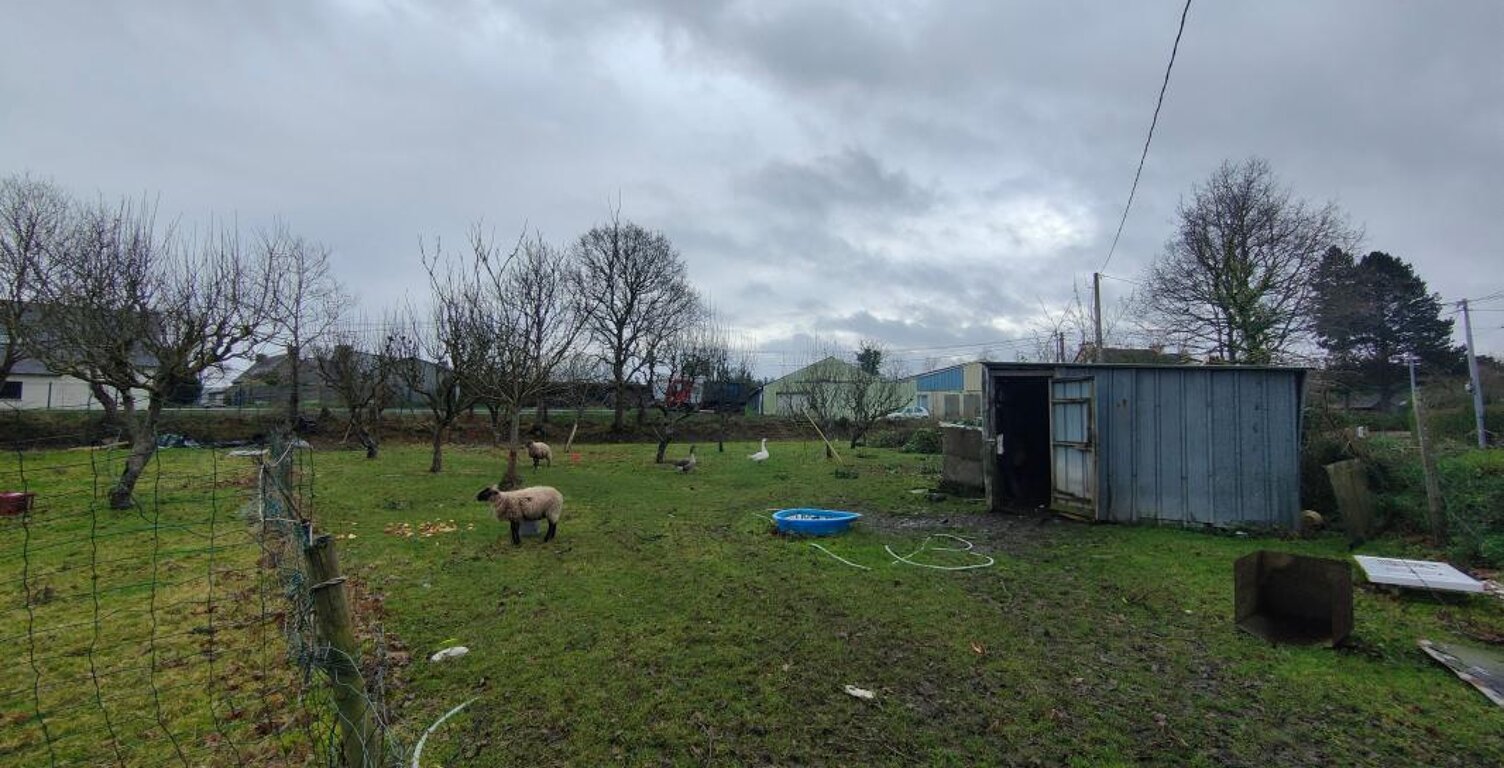 TERRAIN CONSTRUCTIBLE 758 M² — photo 1