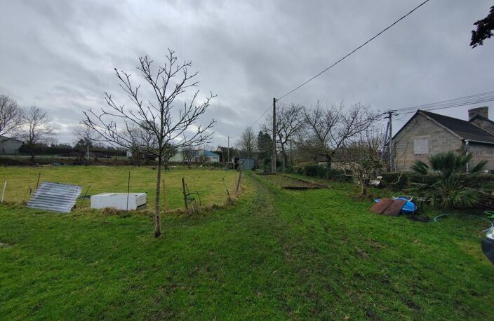 TERRAIN CONSTRUCTIBLE 758 M² — photo 2