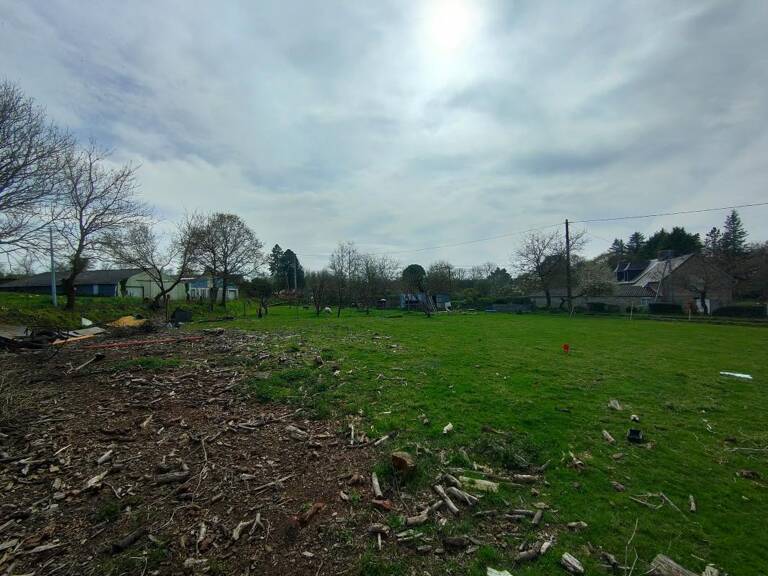A VENDRE TERRAIN CONSTRUCTIBLE 713 M² — photo 1