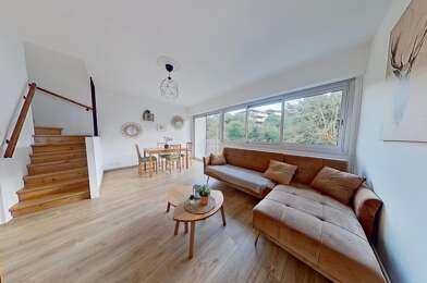 Appartement 4 pièces 168000 €