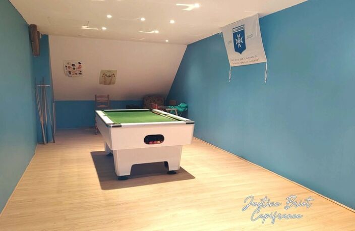 Une maison familiale aux beaux volumes, au cœur d’un village où il fait bon vivre — photo 5