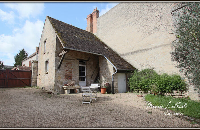 Dpt Loiret (45), à vendre YEVRE LE CHATEL maison 7p, 220m² sup. utile, 4 chambres, dépendances, garages — photo 2