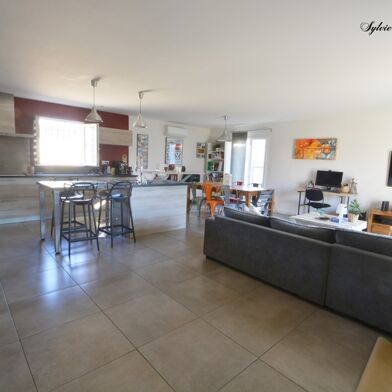 Maison 5 pièces 449000 €