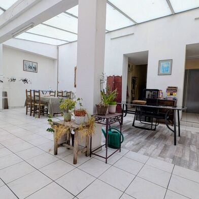 Immeuble  228800 €