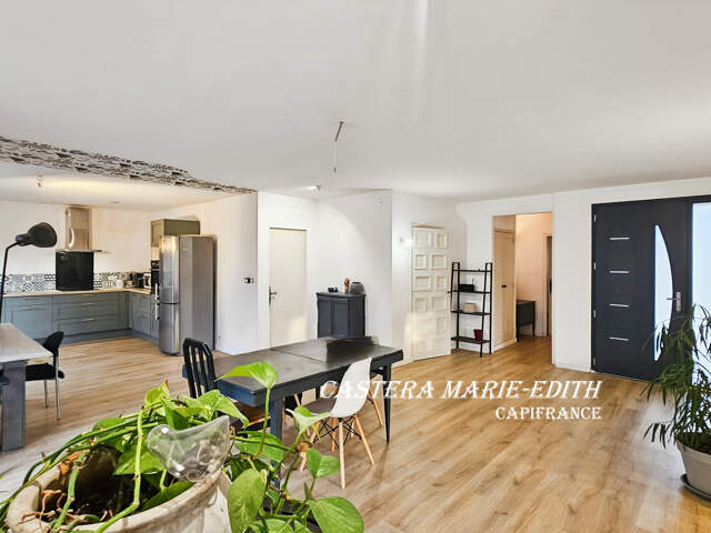 Maison d’architecte rénovée 280 M² - Sans vis à vis, calme, au fond d'une impasse - 9 Pièces -Garage -  Vue panoramique – Auch (Gers) — photo du bien