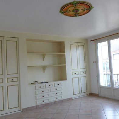 Appartement 4 pièces 930 €