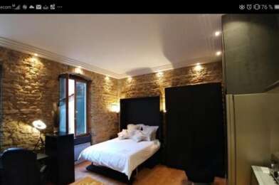 Appartement 1 pièces 830 €