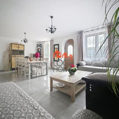 Maison 8 pièces 149000 €