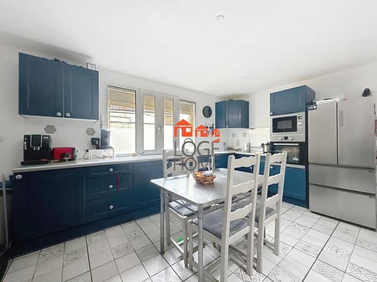 MAISON SEMI-INDIVIDUELLE EN SEMI PLAIN-PIED 3 CHAMBRES 2 BUREAUX GARAGE DE 60M² AVEC POSSIBILITE DE DIVISER EN 3 LOTS POUR DE L'INVESTISSEMENT LOCATIF — photo 1