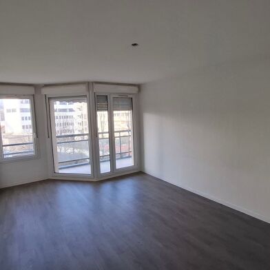 Appartement 3 pièces 188300 €