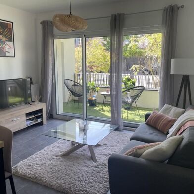 Appartement 2 pièces 900 €