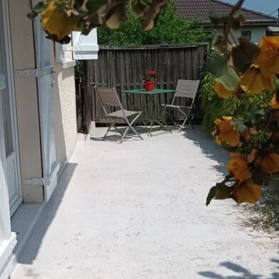 Appartement 1 pièces 750 €