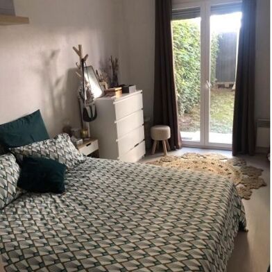 Appartement 2 pièces 910 €