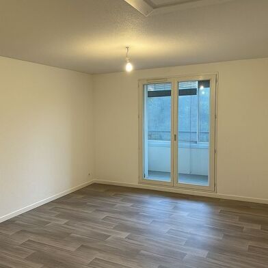 Appartement 2 pièces 670 €