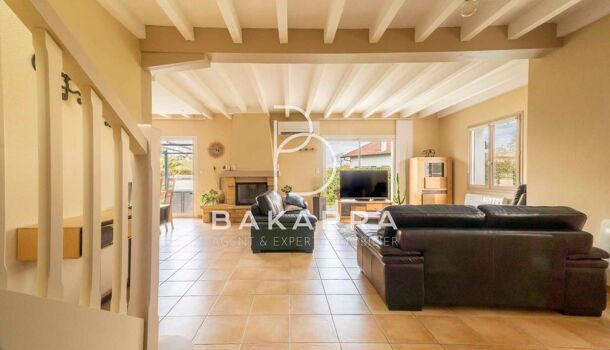 Villa / Maison 6 pièces  à vendre Bassussarry 64200