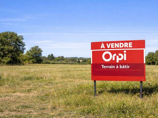 Terrain de 421 M2  (lot 9) — photo du bien