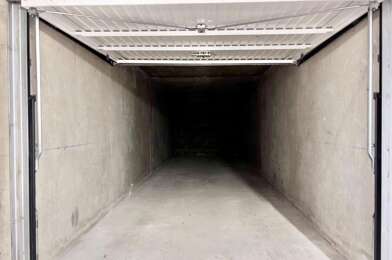 Garage  27000 €