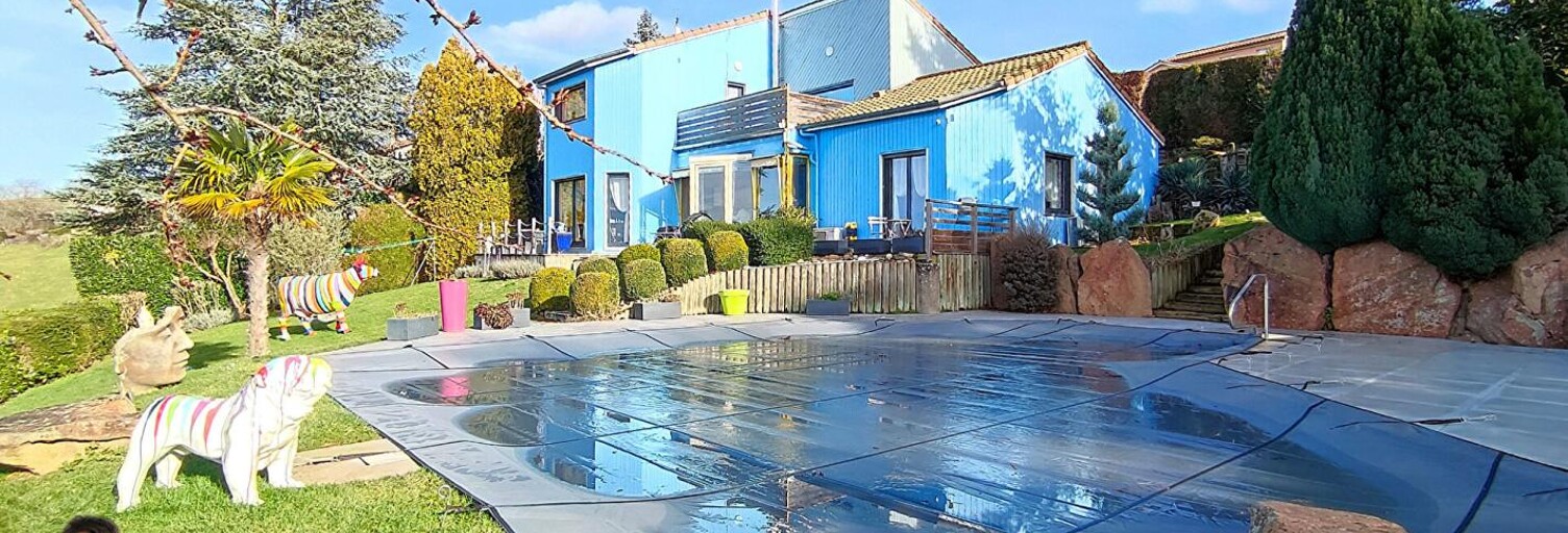 Maison 7 Pièces 185 m² à vendre à Thizy-les-Bourgs (69240)