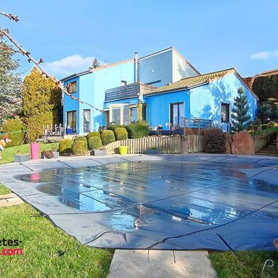 Maison 7 pièces 399000 €