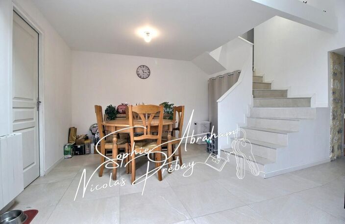 Maison rénovée, 2 chambres et bureau avec jardin et garage — photo 4