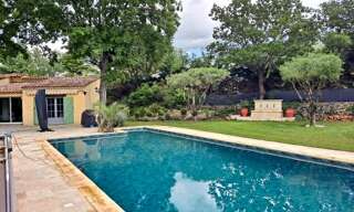 Maison 8 Pièces 246 m² à vendre à Saint-Paul-en-Forêt (83440)