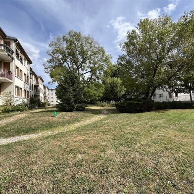 Appartement 4 pièces 218000 €