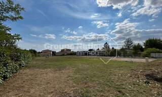 Terrain  720 m² à vendre à Saint-Bernard (01600)