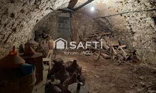 Maison 10 Pièces 242 m² à vendre à Cabasse (83340)