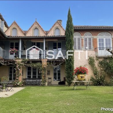 Maison 9 pièces 495000 €